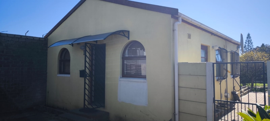 2 Bedroom Property for Sale in Lotus River Western Cape